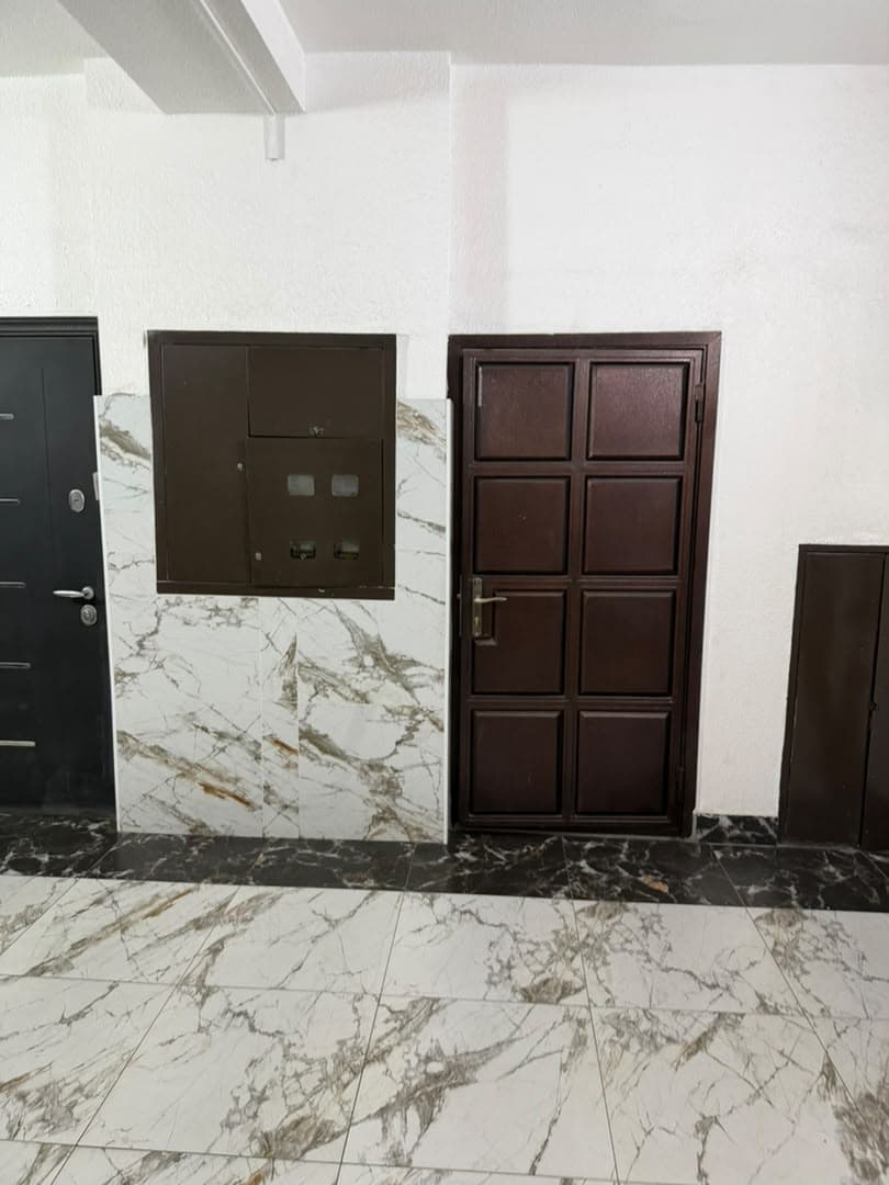 Офис, Коммерческая, 140 м2, этаж 1/8, Сост: Евроремонт - фото 2