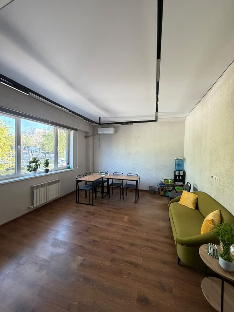 Офис, Коммерческая, 140 м2, этаж 1/8, Сост: Евроремонт - фото 7