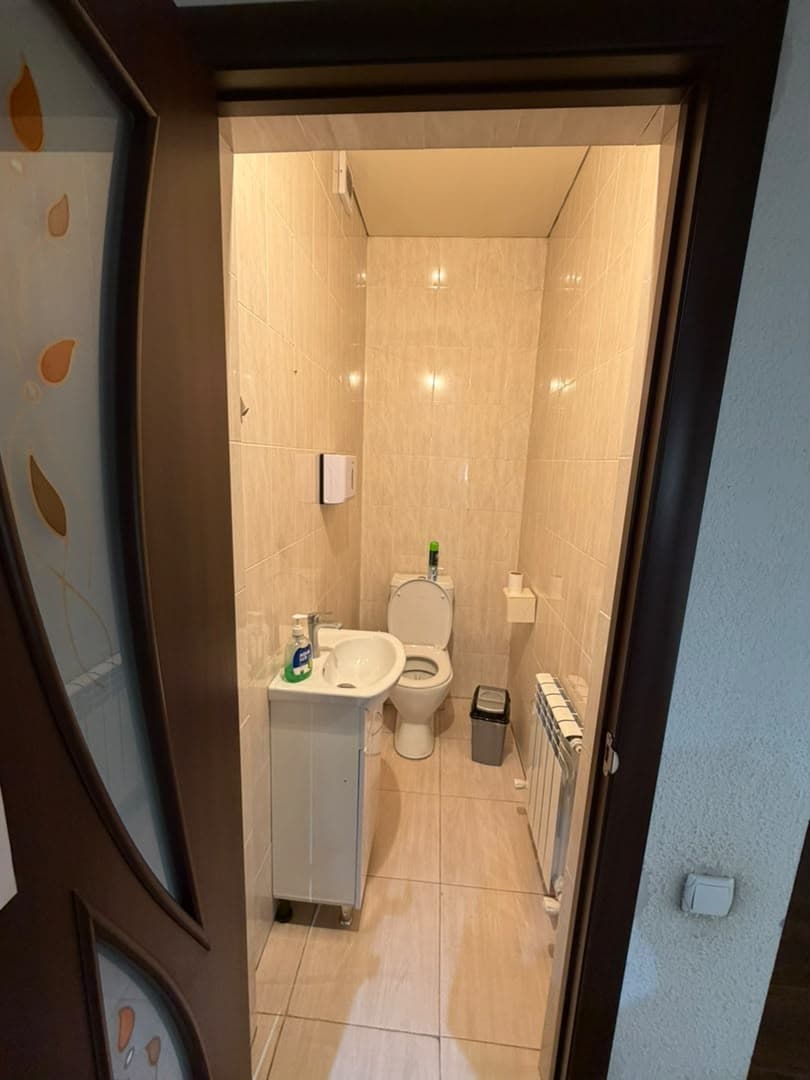 Офис, Коммерческая, 140 м2, этаж 1/8, Сост: Евроремонт - фото 8