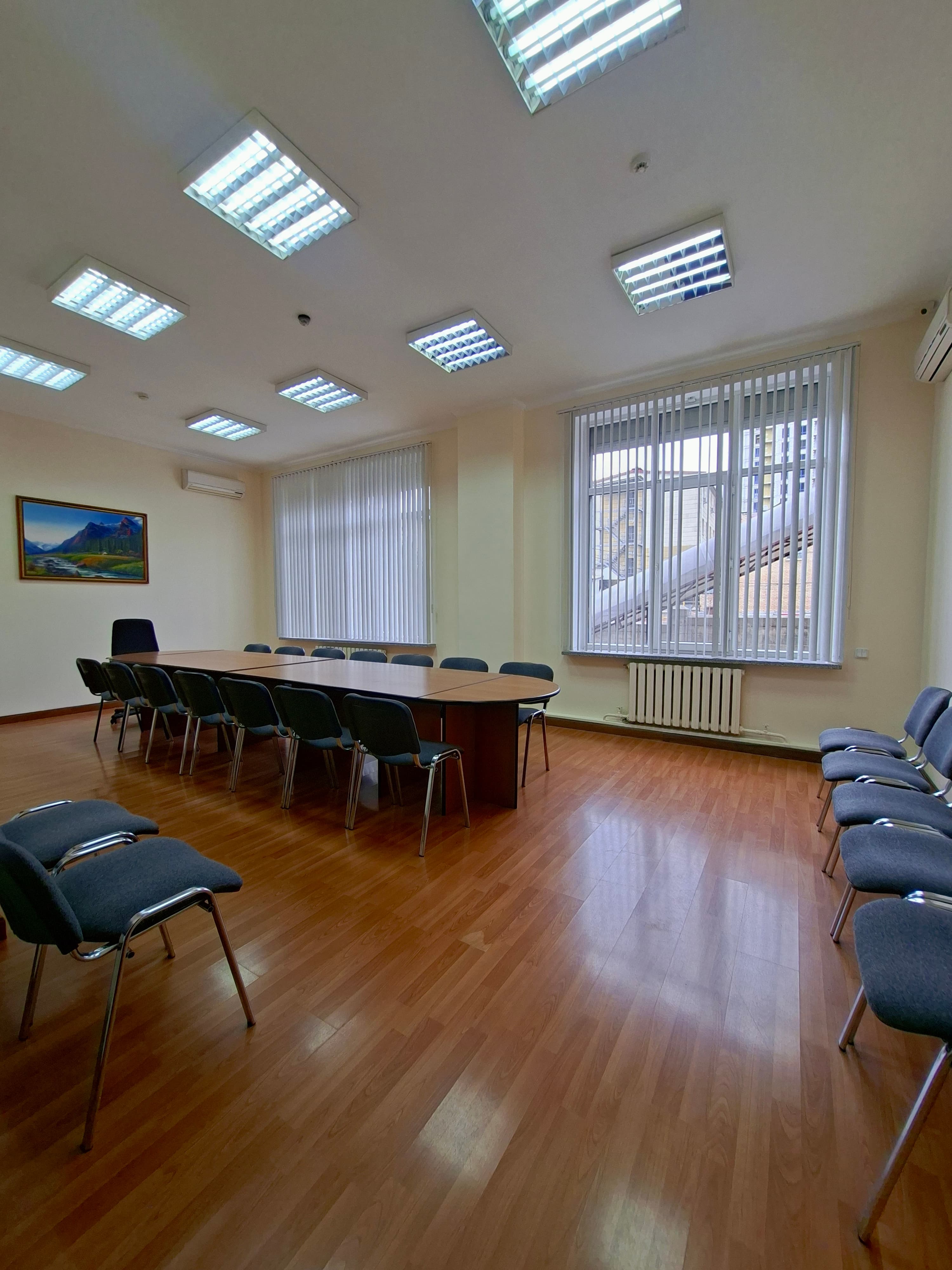 Офис, Коммерческая, 300 м2, этаж 1/10, Сост: Евроремонт - фото 3