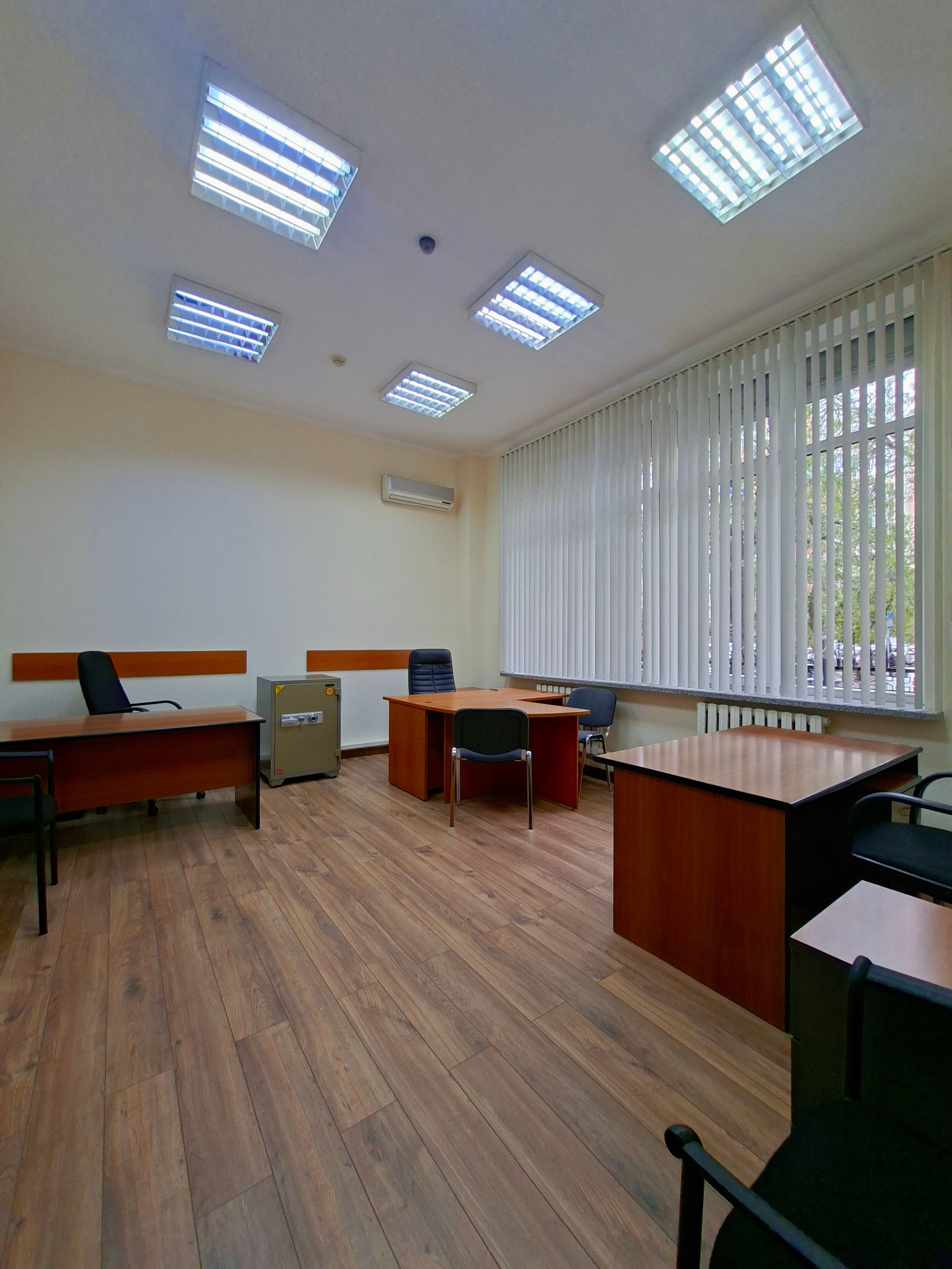 Офис, Коммерческая, 300 м2, этаж 1/10, Сост: Евроремонт - фото 6