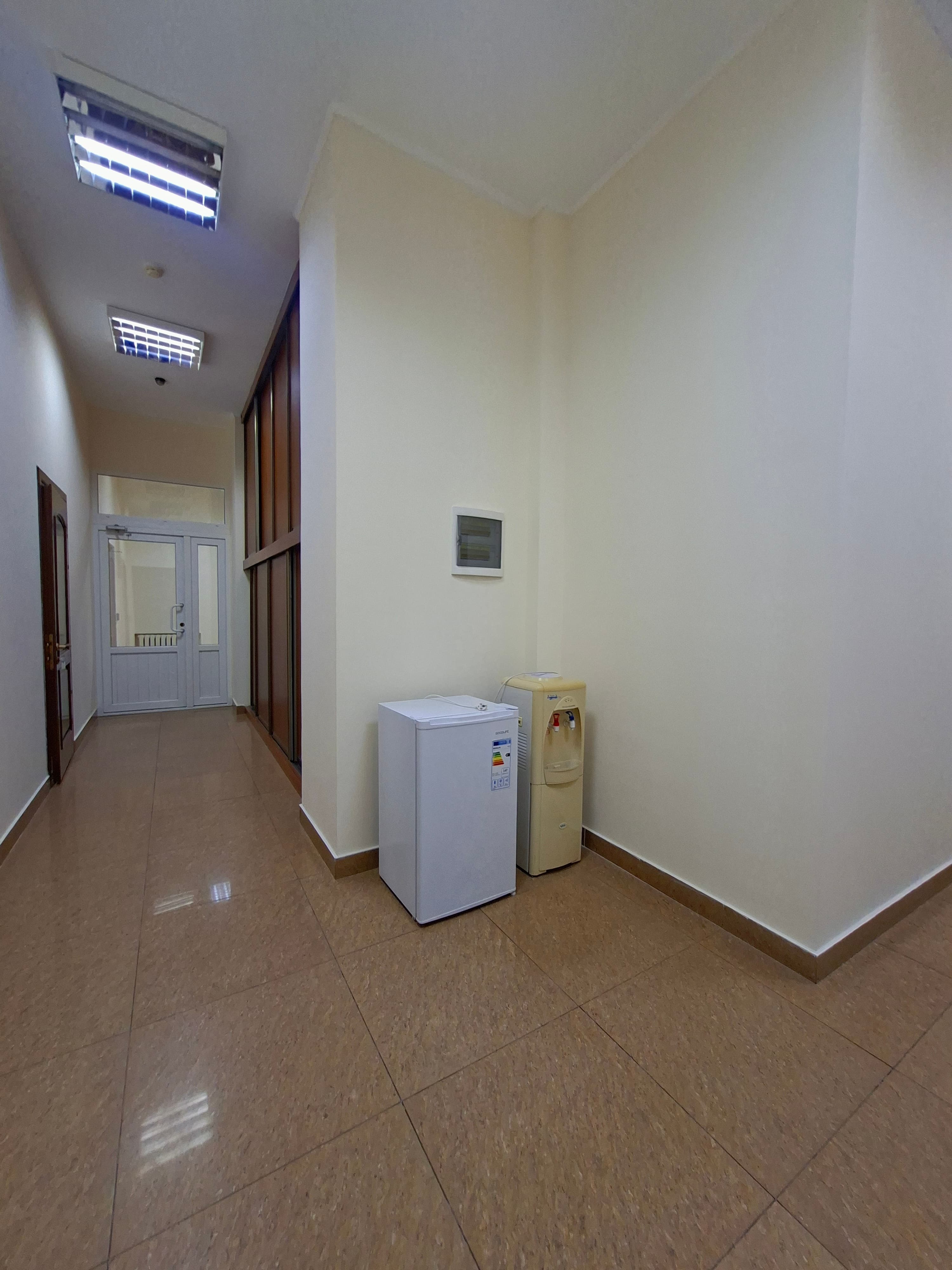 Офис, Коммерческая, 300 м2, этаж 1/10, Сост: Евроремонт - фото 12