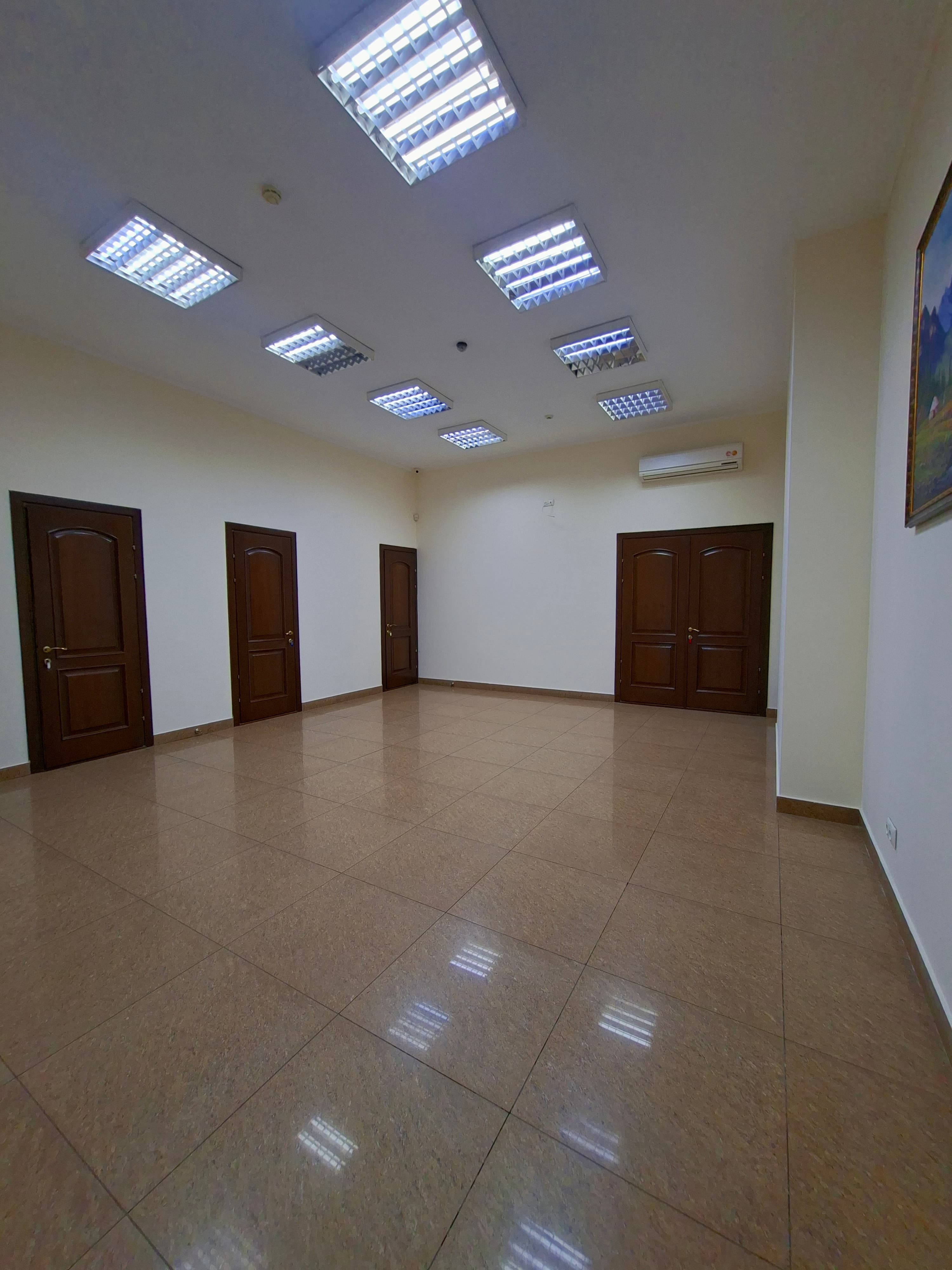 Офис, Коммерческая, 300 м2, этаж 1/10, Сост: Евроремонт - фото 13