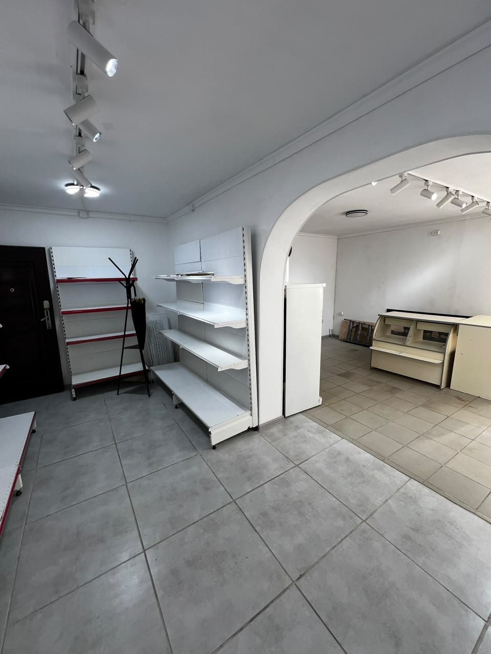 Коммерческая, 54 м2, этаж 1/4, Сост: Хорошее - фото 12