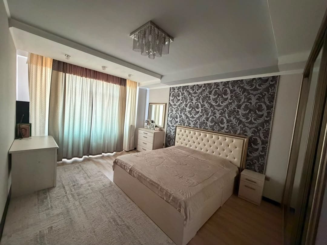 Элитка, 3 ком, 90 м2, этаж 7/10, Сост: Евроремонт - фото 1