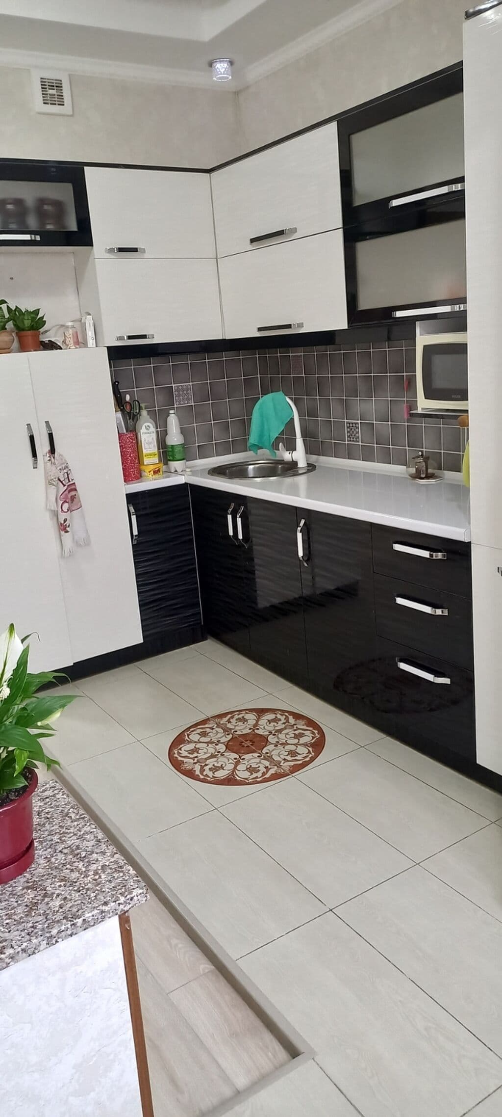 2 ком, 106 улучшенная, 55 м2, этаж 9/9, Сост: Хорошее - фото 11