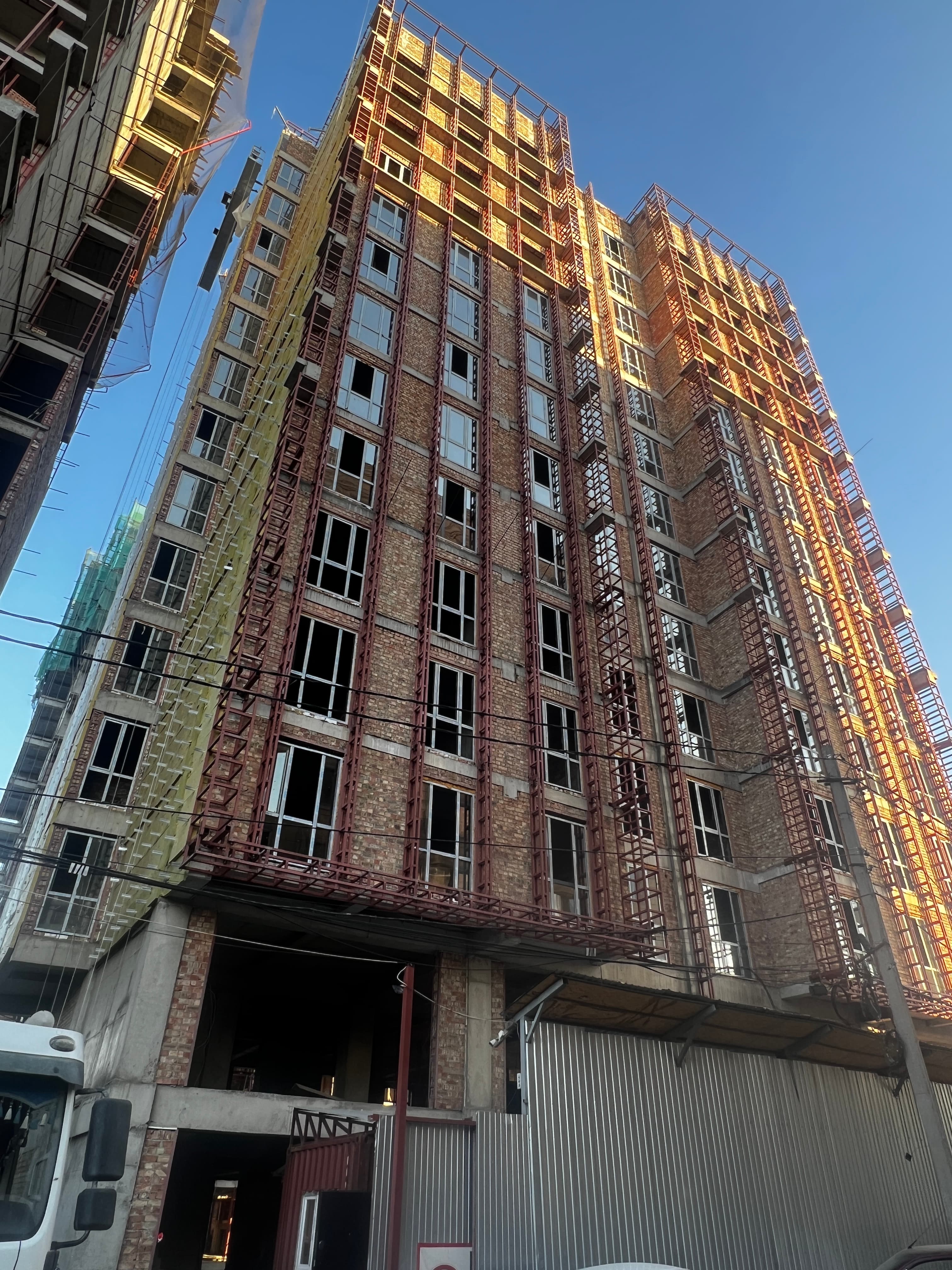 Элитка, 2 ком, 69.34 м2, этаж 5/14, ж/к ЖК « Capital TOWERS», Сост: Строящийся ПСО - фото 2