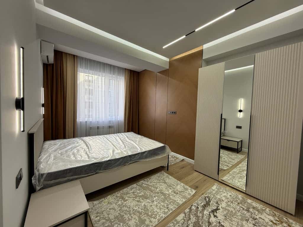 Элитка, 3 ком, 88 м2, этаж 10/12, ж/к Кремлёвский, Сост: Евроремонт - фото 14