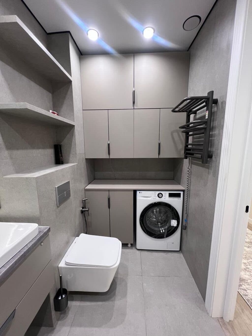 Элитка, 2 ком, 82 м2, этаж 11/17, ж/к BROOKLYN, Сост: Евроремонт - фото 1