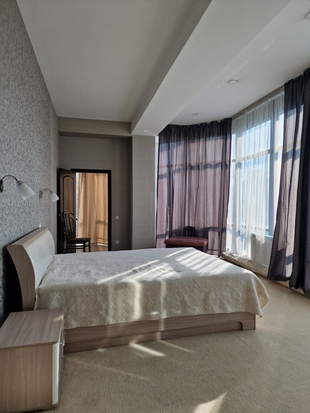 Элитка, 2 ком, 100 м2, этаж 4/9 - фото 3