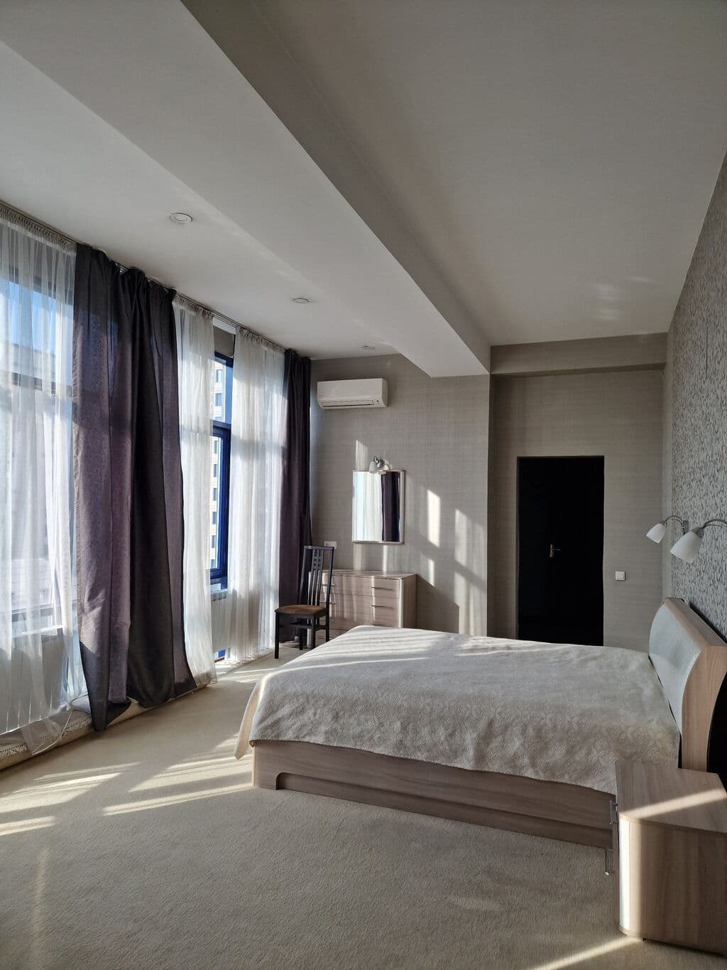 Элитка, 2 ком, 100 м2, этаж 4/9 - фото 4