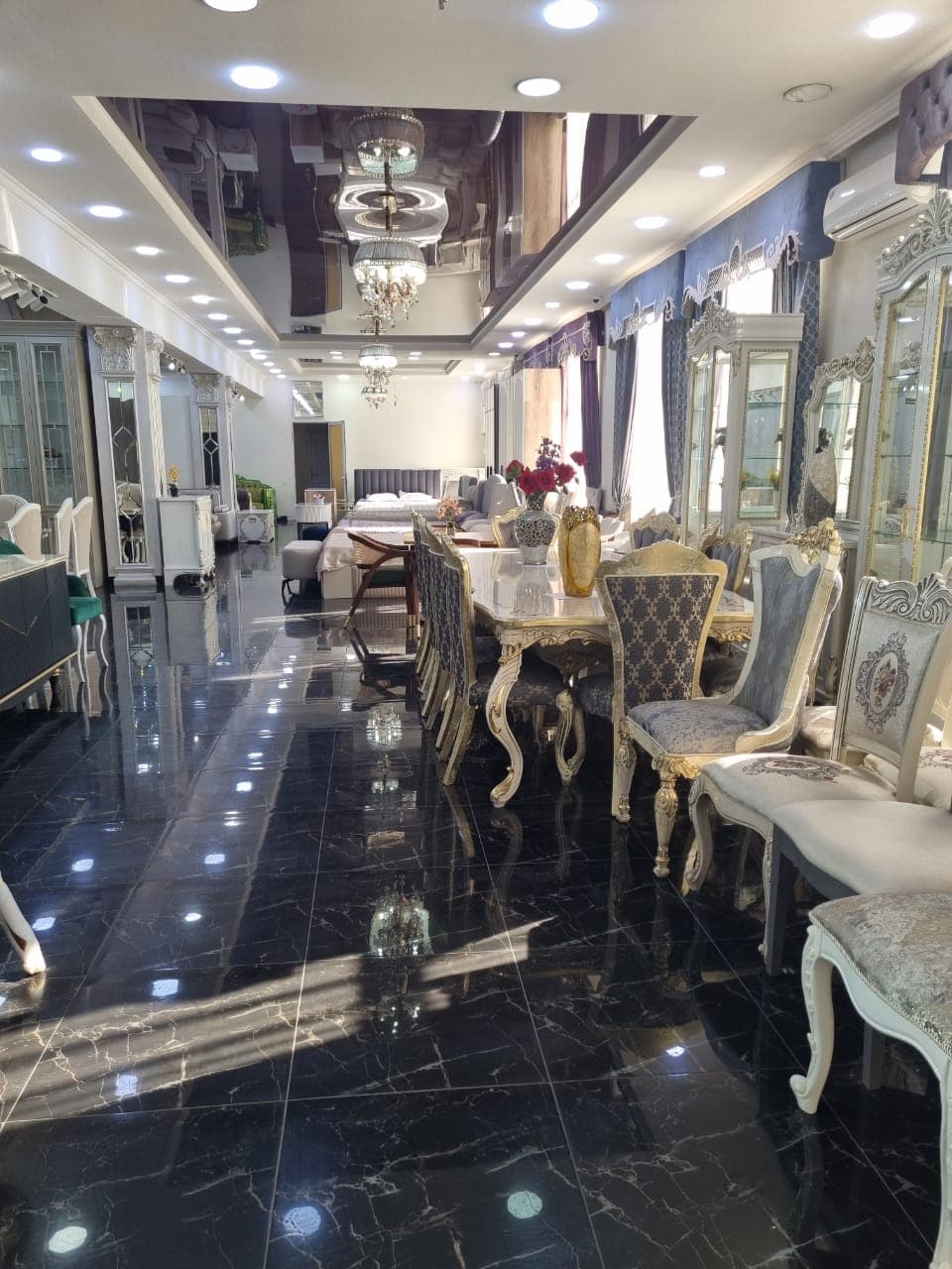 Магазин, Коммерческая, 300 м2, этаж 2/3, Сост: Евроремонт - фото 2