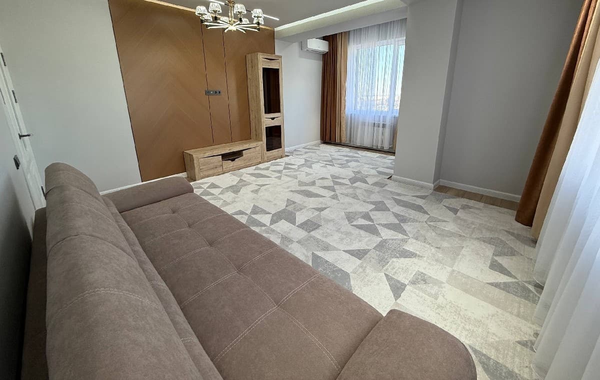 Элитка, 3 ком, 88 м2, этаж 10/12, ж/к Кремлёвский, Сост: Евроремонт - фото 2