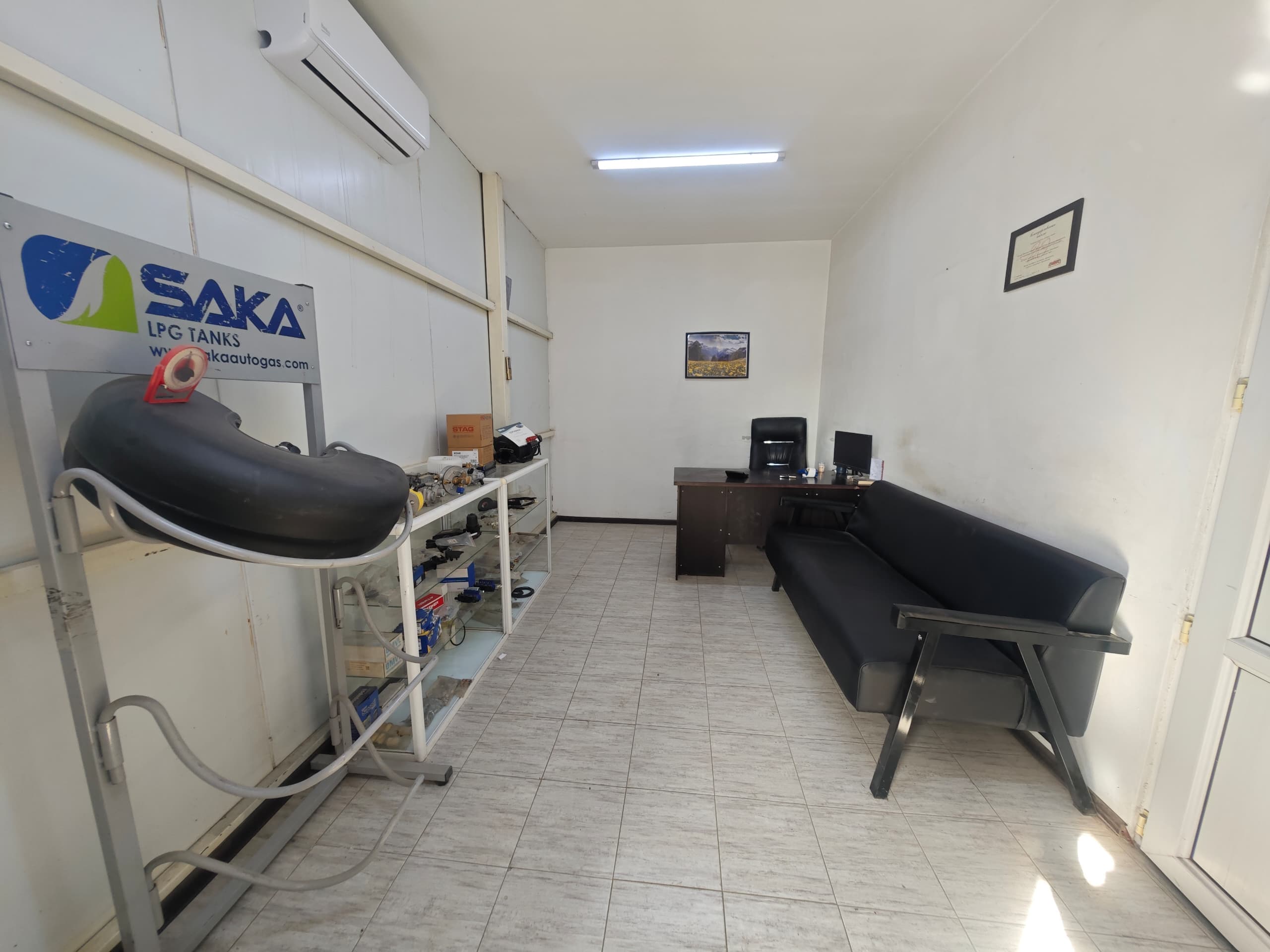 Готовый Бизнес, Коммерческая, 400 м2, этаж 1/1, Сост: Хорошее - фото 2