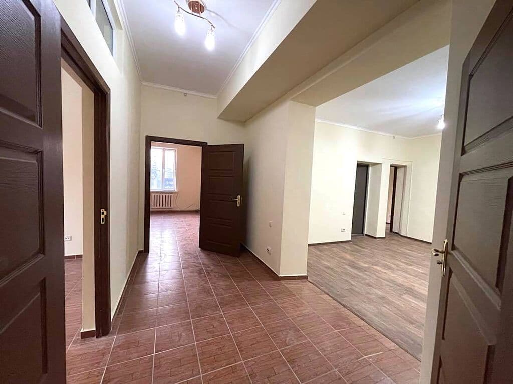 Офис, Коммерческая, 125 м2, этаж 2/3, Сост: Хорошее - фото 17