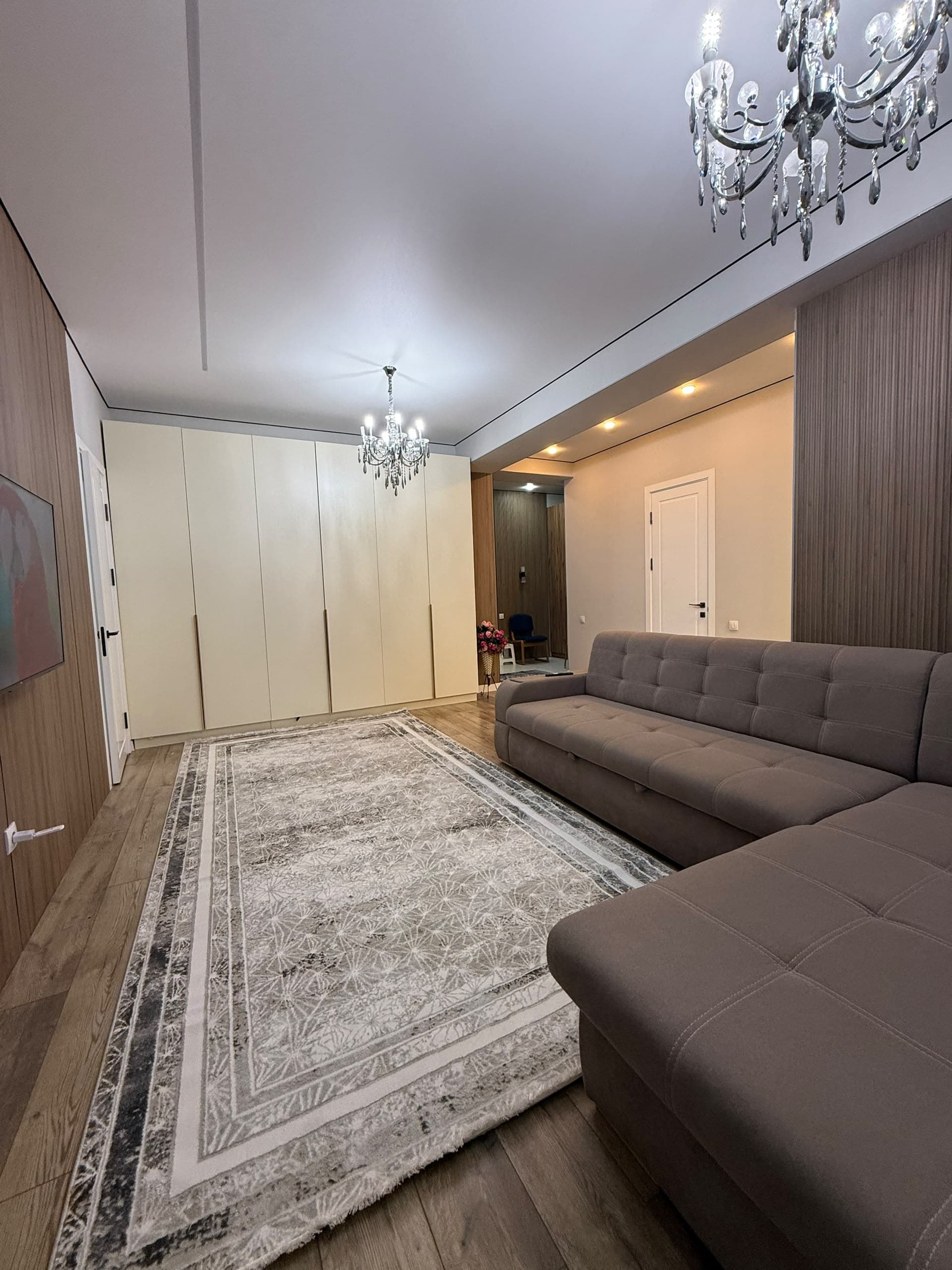 Элитка, 80 м2, этаж 4/10, ж/к ЖД «Орто-Сай», Сост: Евроремонт - фото 11