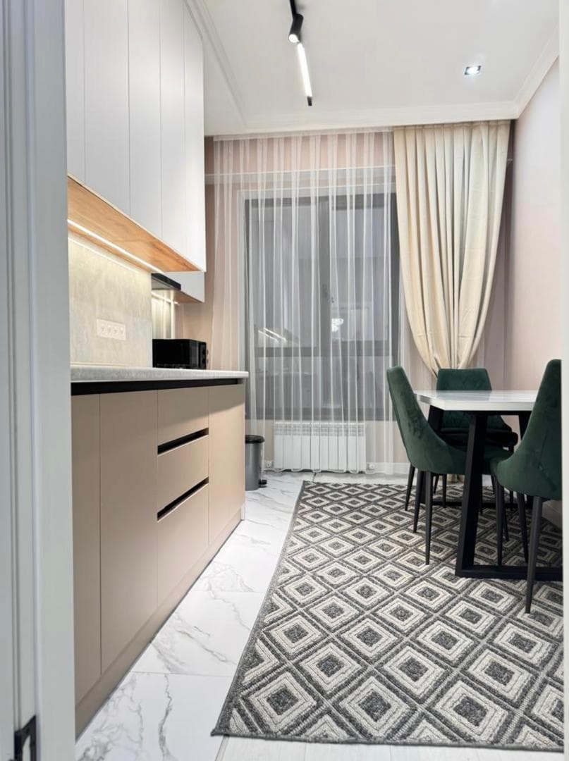 Элитка, 70 м2, этаж 10/14, ж/к Роял(Royal), Сост: Евроремонт - фото 8