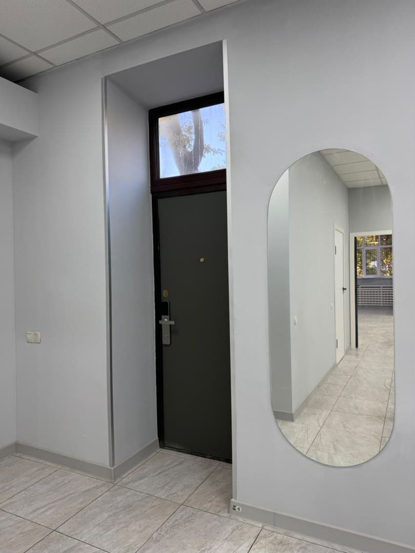 Офис, Коммерческая, 80 м2, этаж 1/4, Сост: Евроремонт - фото 5