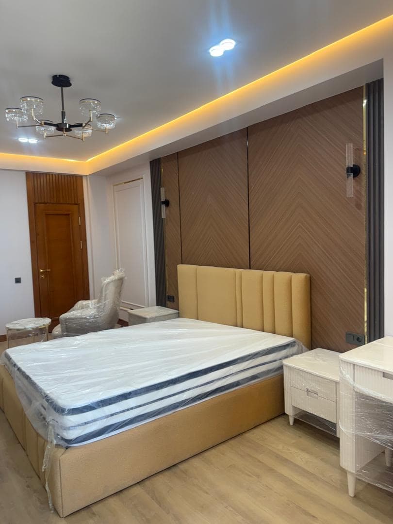 Элитка, 3 ком, 145 м2, этаж 10/13, ж/к 12 city residence, Сост: Евроремонт - фото 1