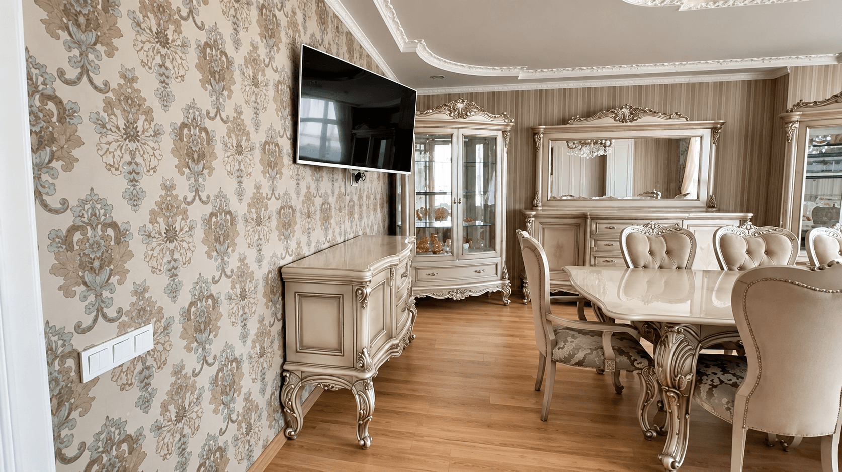 Элитка, 3 ком, 132 м2, этаж 4/12, ж/к 7 Небо, Сост: Евроремонт - фото 8