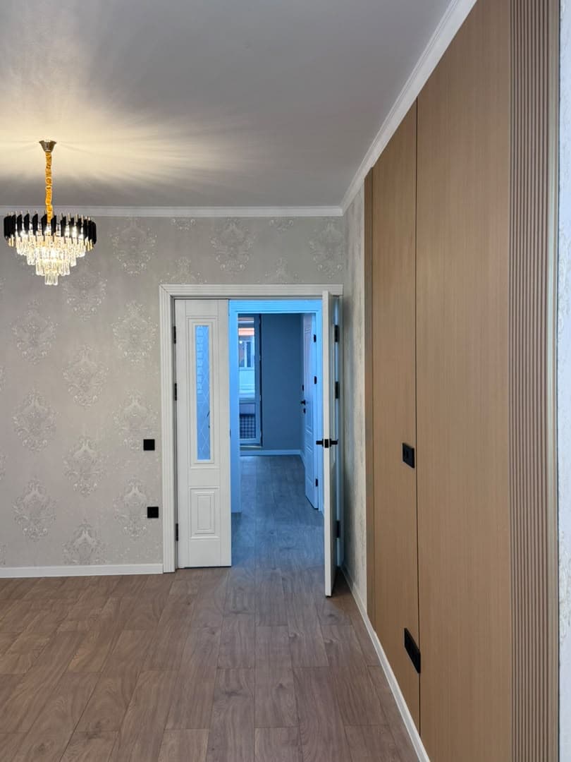 Элитка, 3 ком, 88 м2, этаж 5/9, ж/к JIbek City, Сост: Евроремонт - фото 8