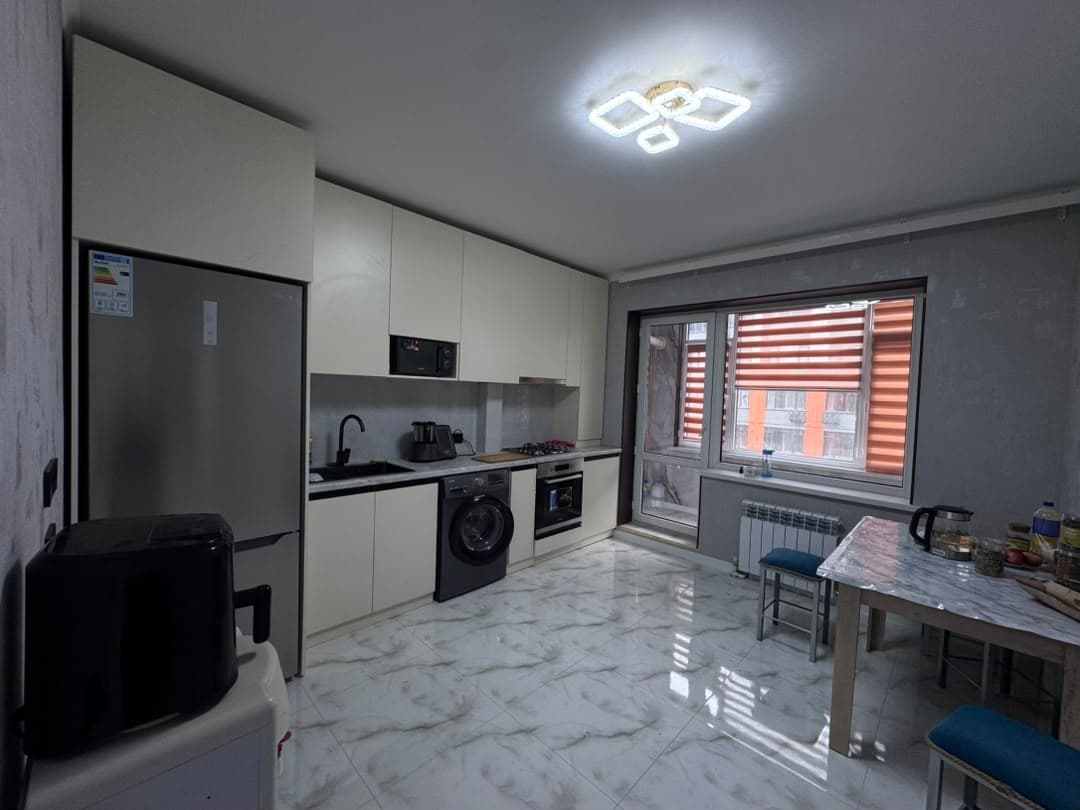 Элитка, 3 ком, 88 м2, этаж 5/9, ж/к JIbek City, Сост: Евроремонт - фото 11