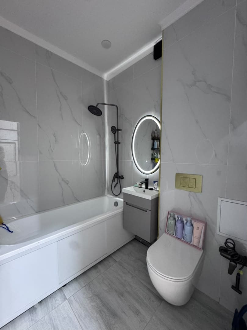 Элитка, 3 ком, 88 м2, этаж 5/9, ж/к JIbek City, Сост: Евроремонт - фото 13