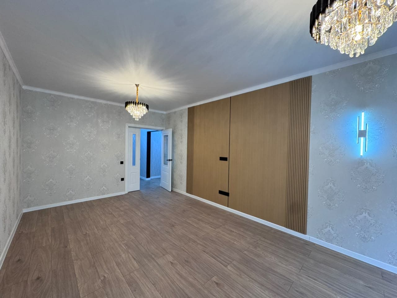 Элитка, 3 ком, 88 м2, этаж 5/9, ж/к JIbek City, Сост: Евроремонт - фото 18