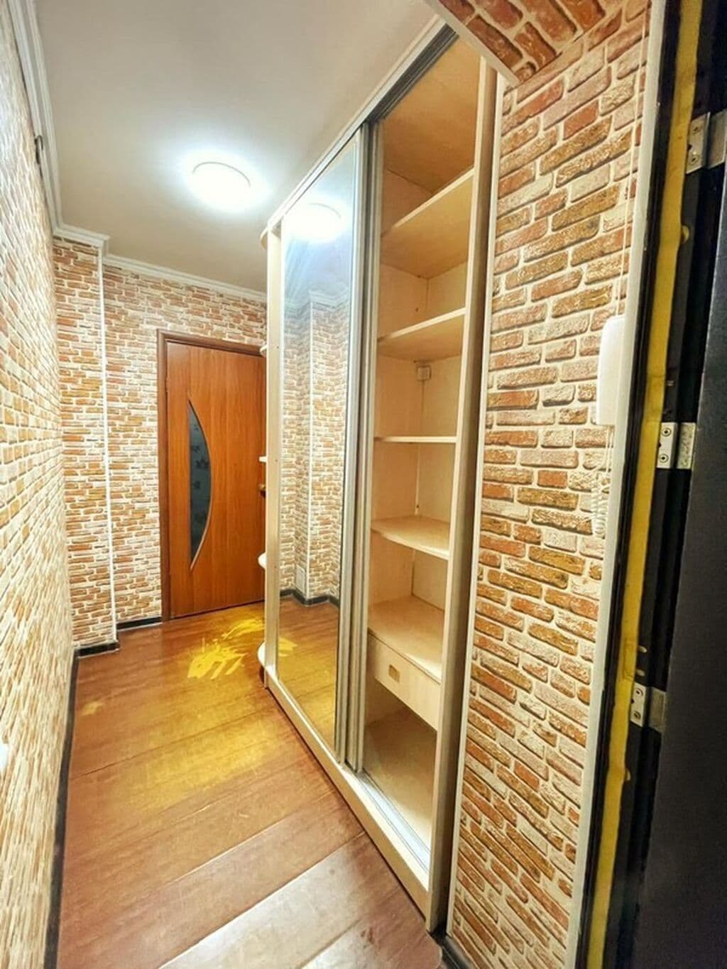 Продажа, Элитка, 1 ком, 39 м2, этаж 1/5, Сост: Евроремонт - фото 11