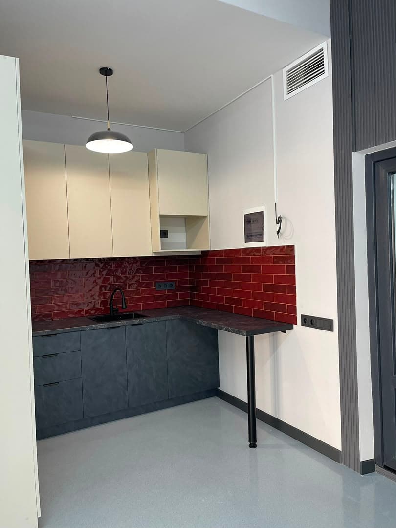 Офис, Коммерческая, 80 м2, этаж 2/12, Сост: Евроремонт - фото 1