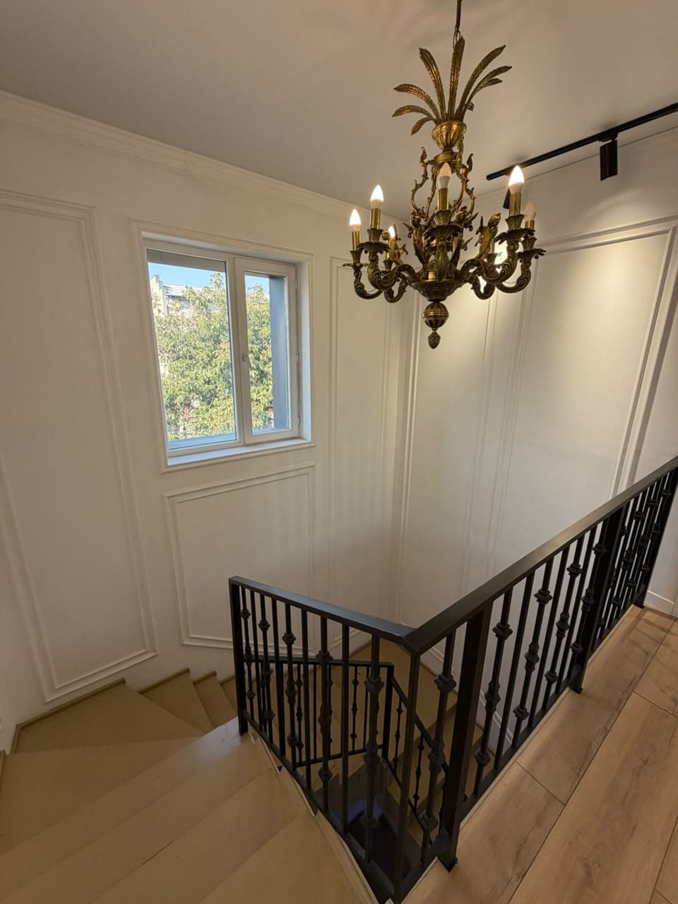 Готовый Бизнес, Коммерческая, 570 м2, этаж 1/2, Сост: Евроремонт - фото 2