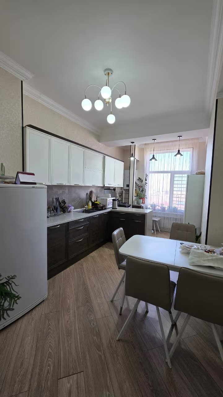 Элитка, 160 м2, этаж 9/9, ж/к Дебют, Сост: Евроремонт - фото 4