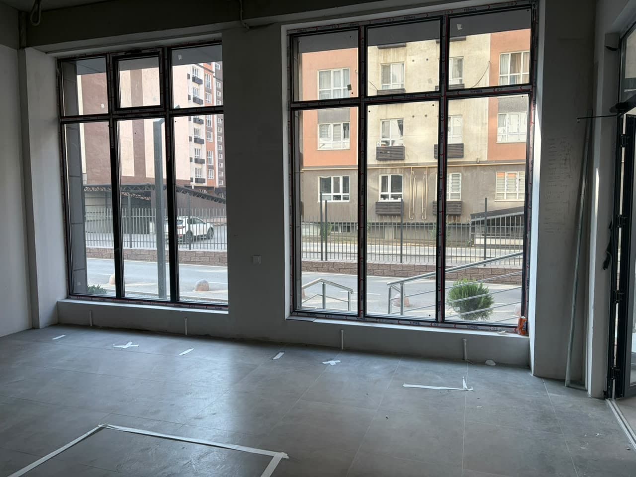 Коммерческая, 111 м2, этаж 1/1, Сост: Хорошее - фото 1