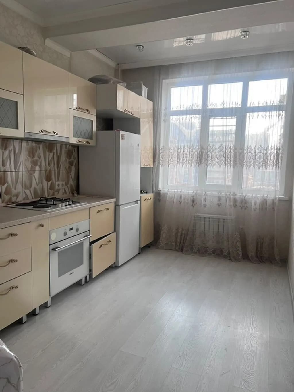 Элитка, 2 ком, 80 м2, этаж 8/12 - фото 3
