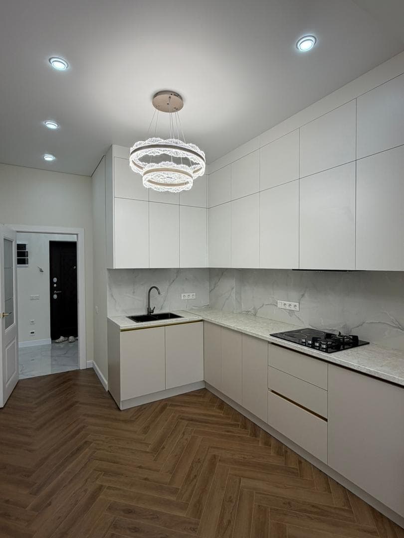 Элитка, 2 ком, 70 м2, этаж 13/16, ж/к Venezian, Сост: Евроремонт - фото 4