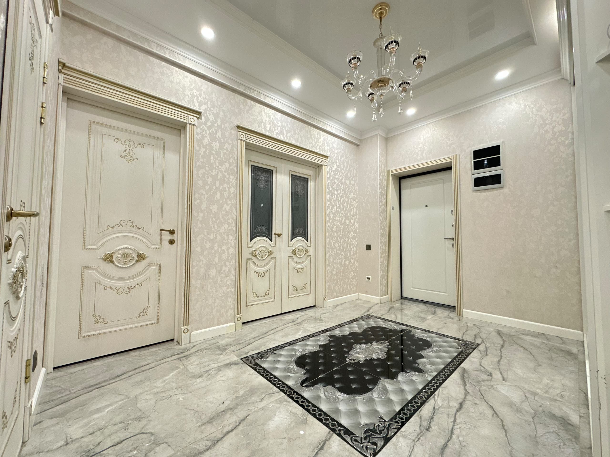 Элитка, 3 ком, 90 м2, этаж 4/13, ж/к Александрия (Alexandria), Сост: Евроремонт - фото 9