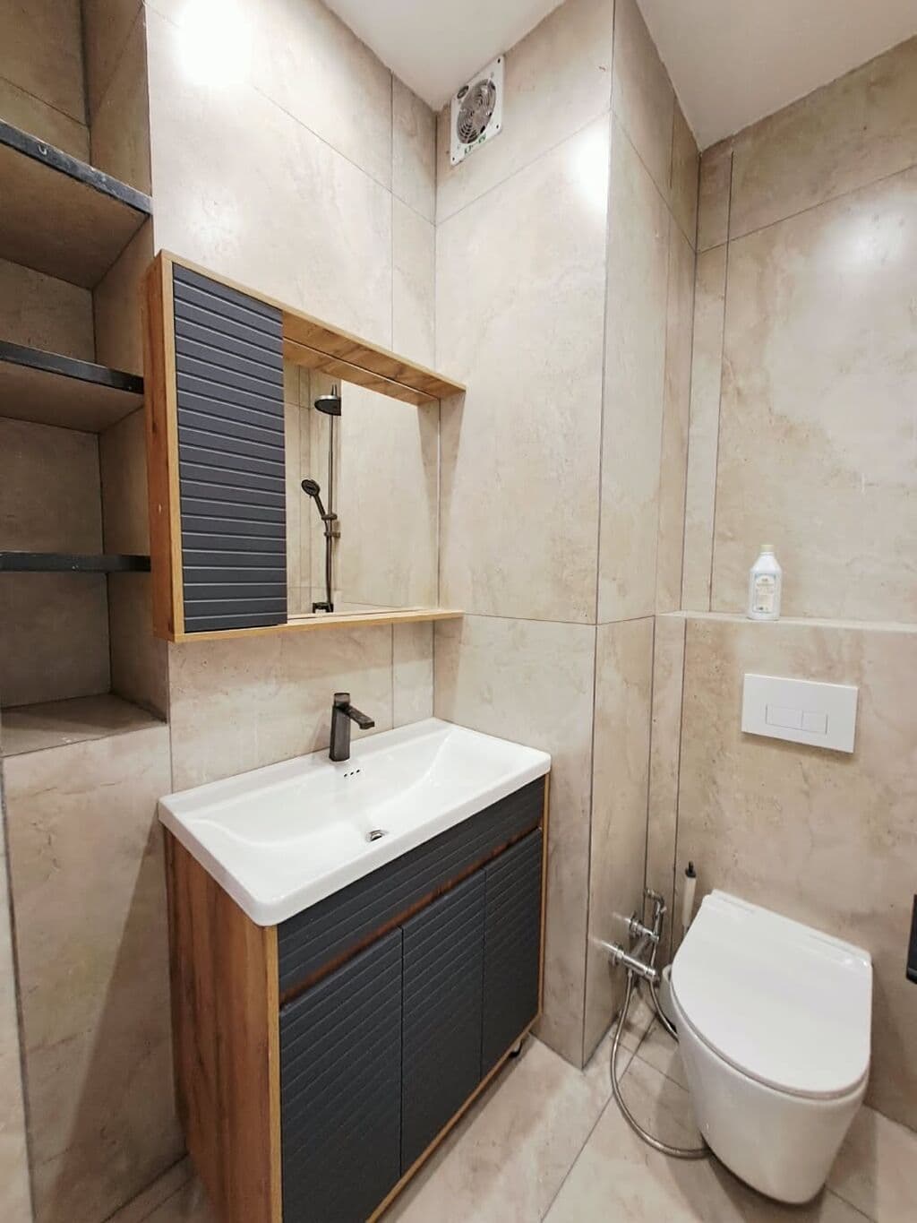 Элитка, 1 ком, 39 м2, этаж 7/14, ж/к AZUR, Сост: Евроремонт - фото 1