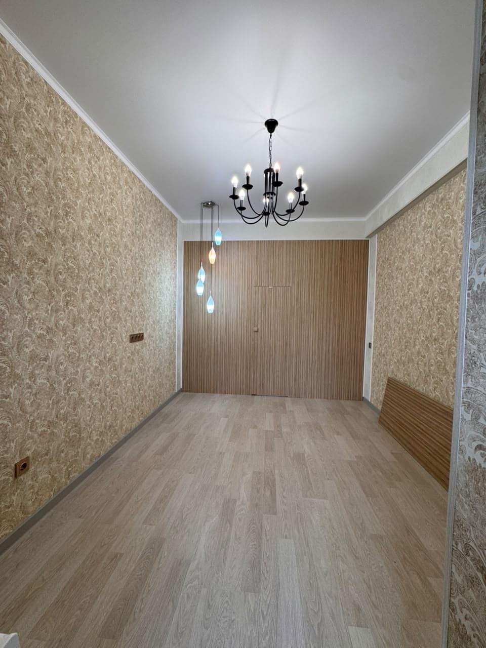 Элитка, 1 ком, 41 м2, этаж 8/13, ж/к ЖК Политех, Сост: Евроремонт - фото 1