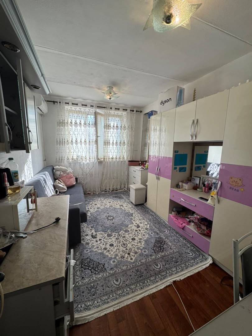 1 ком, Гостинка / Общежитие, 16 м2, этаж 4/5 - фото 1