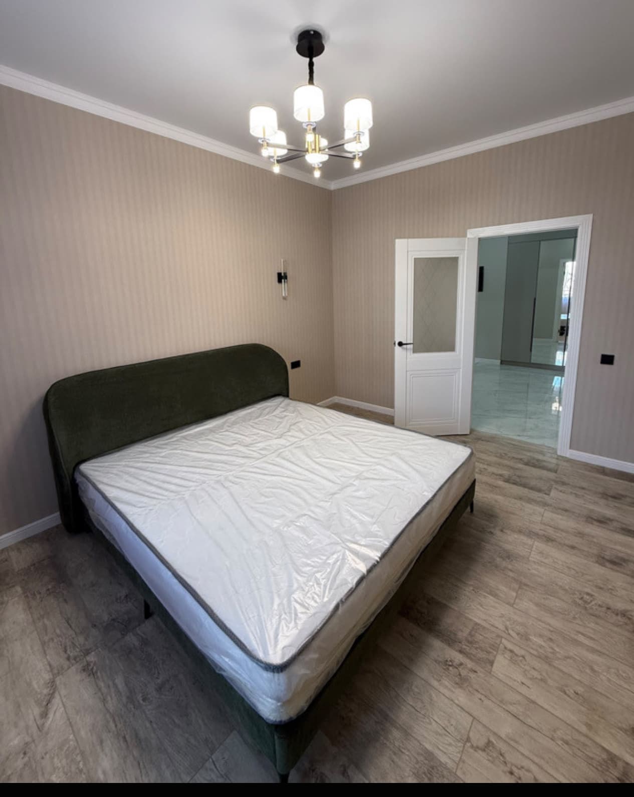 Элитка, 2 ком, 85 м2, этаж 8/16, ж/к Крейсер (Kreyser), Сост: Евроремонт - фото 1
