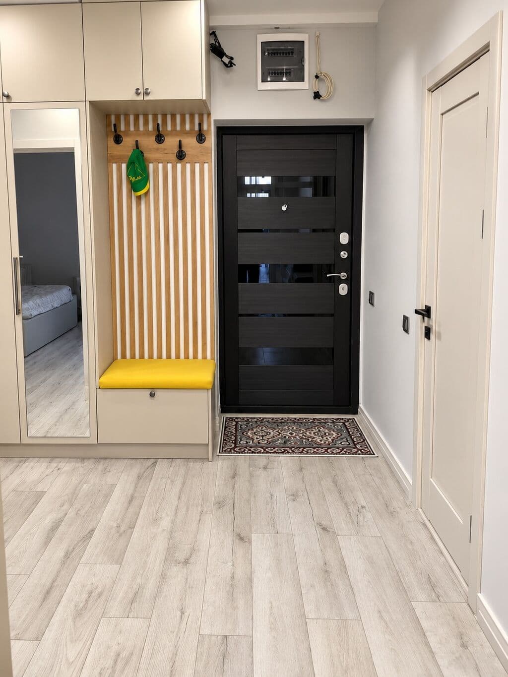 Элитка, 3 ком, 70 м2, этаж 2/14, ж/к ЖК Флоренция, Сост: Евроремонт - фото 8