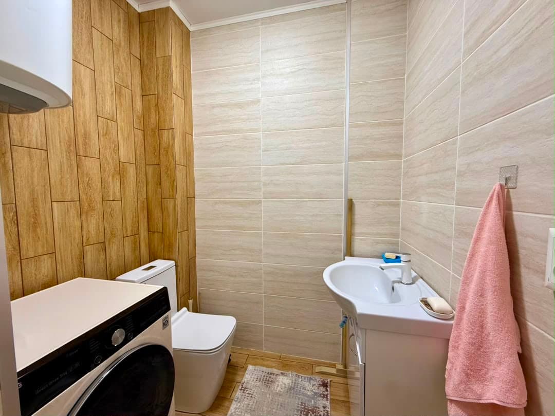 Элитка, 3 ком, 107 м2, этаж 8/15, ж/к Центриум Резиденс (Centrium Residents), Сост: Евроремонт - фото 11