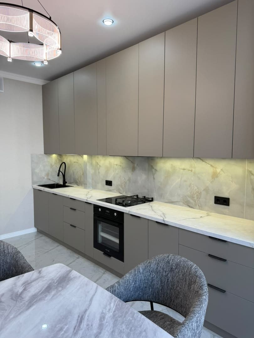 Элитка, 2 ком, 85 м2, этаж 8/16, ж/к Крейсер (Kreyser), Сост: Евроремонт - фото 2