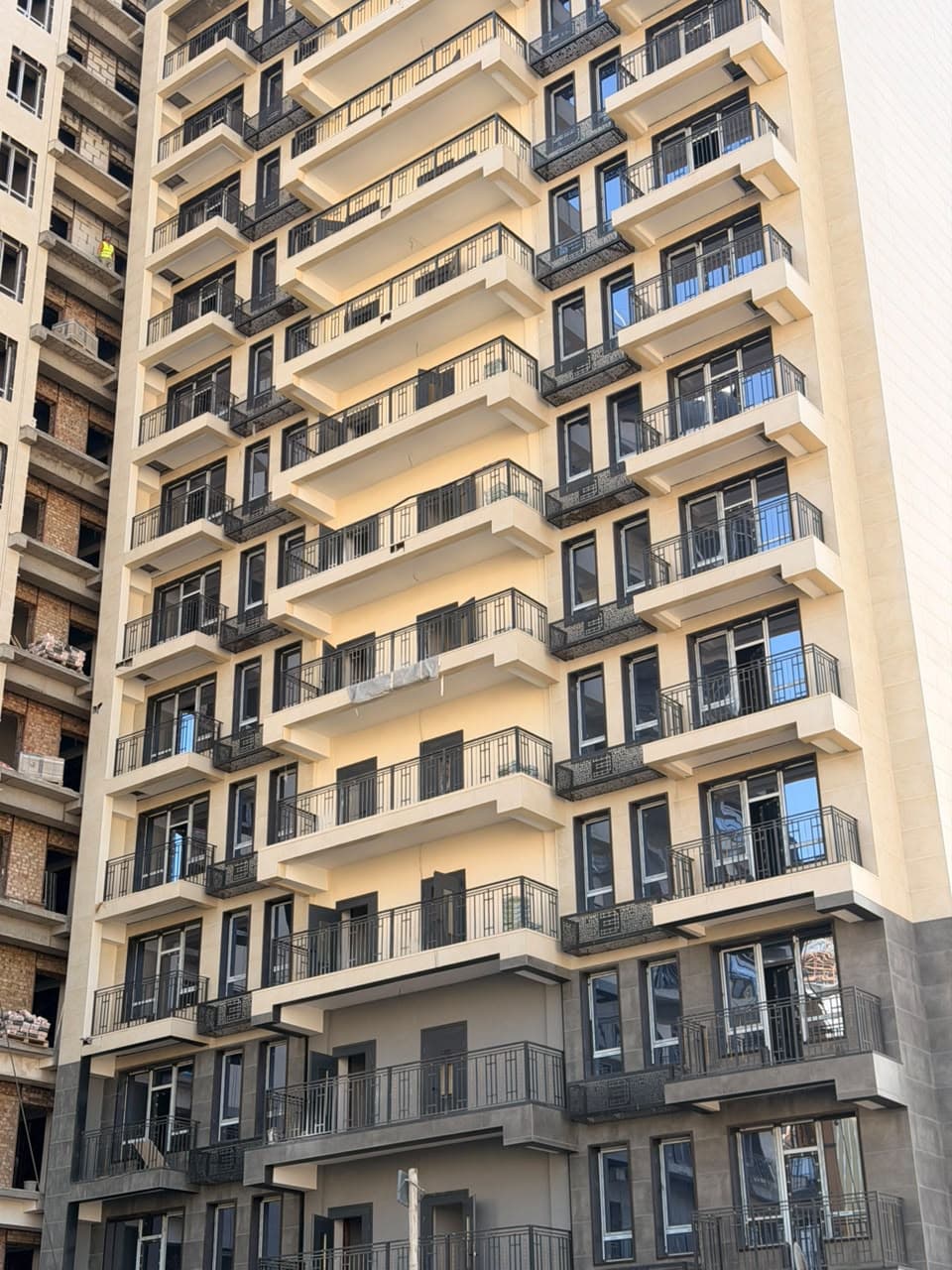 Элитка, 1 ком, 60.2 м2, этаж 1/12, ж/к Crystal Tower, Сост: Строящийся ПСО - фото 1