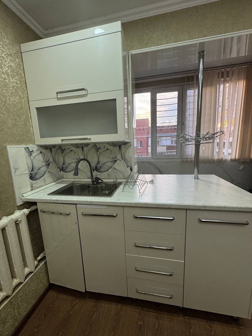 3 ком, 106 улучшенная, 100 м2, этаж 9/9, Сост: Евроремонт - фото 2