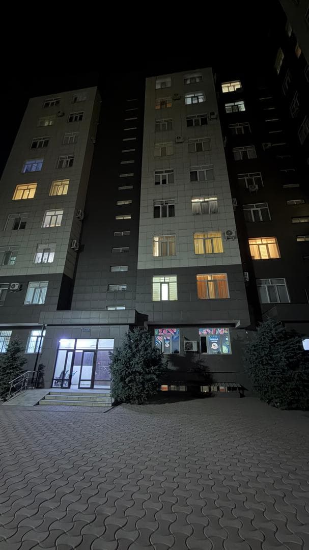Элитка, 3 ком, 77.1 м2, этаж 9/9, ж/к Аврора, Сост: Хорошее - фото 14