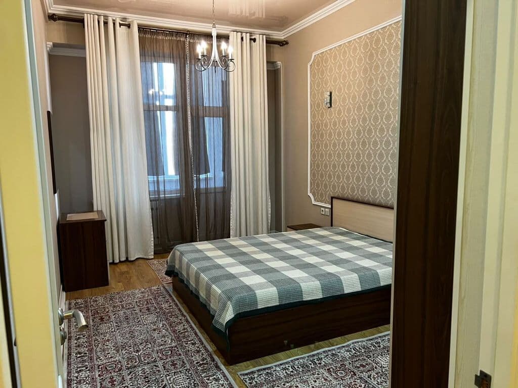 Элитка, 3 ком, 82 м2, этаж 6/10, Сост: Евроремонт - фото 2