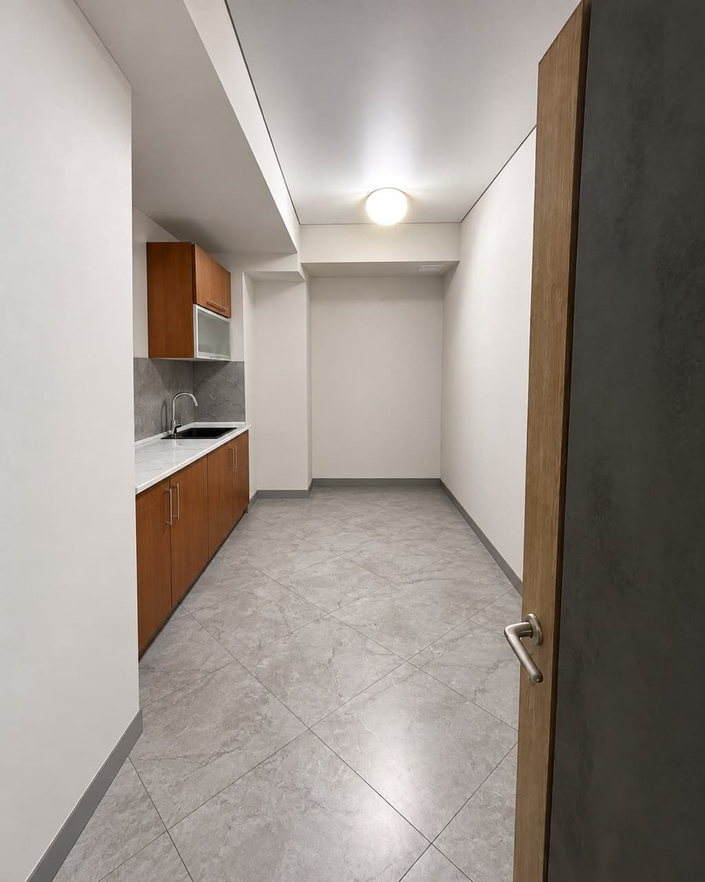 Офис, Коммерческая, 122 м2, этаж 7/8, Сост: Евроремонт - фото 2