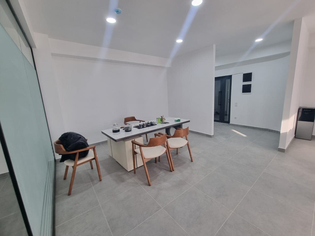 Коммерческая, 95 м2, этаж 10/15, Сост: Евроремонт - фото 14