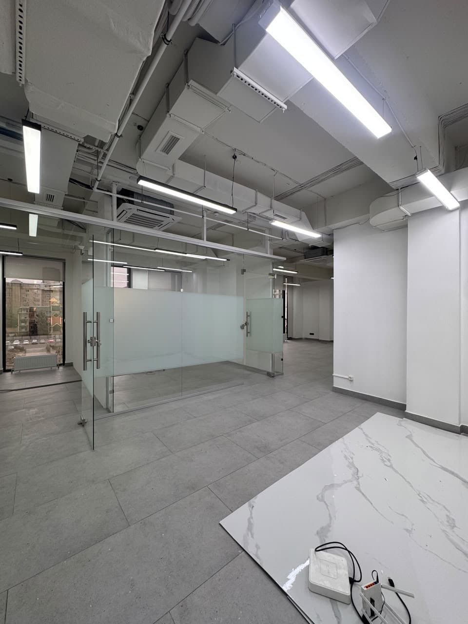 Офис, Коммерческая, 110 м2, этаж 4/12, Сост: Евроремонт - фото 4